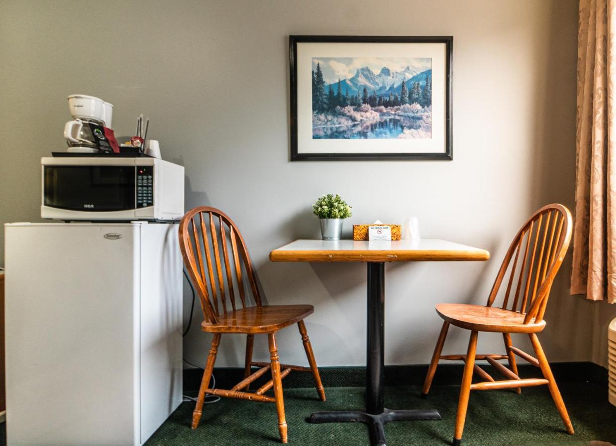 Mountain View Inn Canmore Ngoại thất bức ảnh